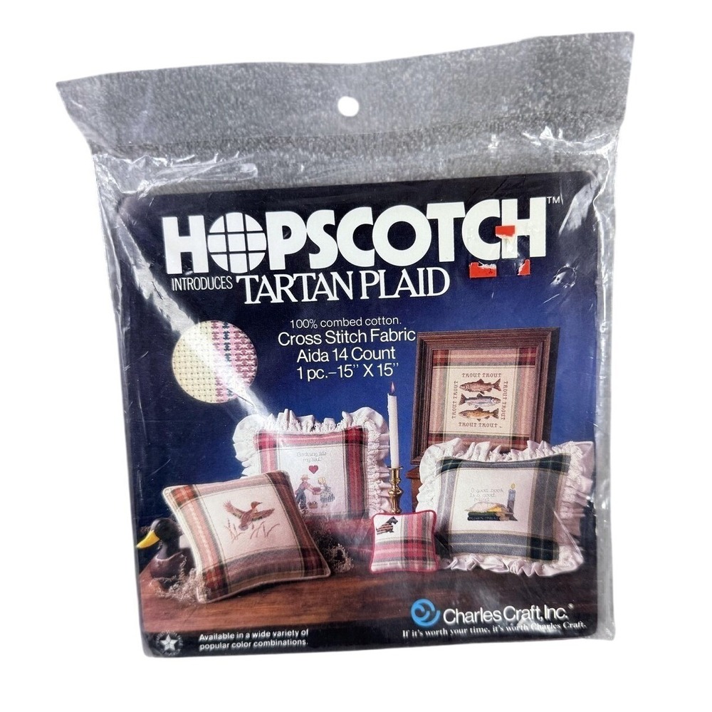 Charles Craft Hopscotch‎ Tartan Plaid Aida 14 Count Cross Stitch Fabric 15x15